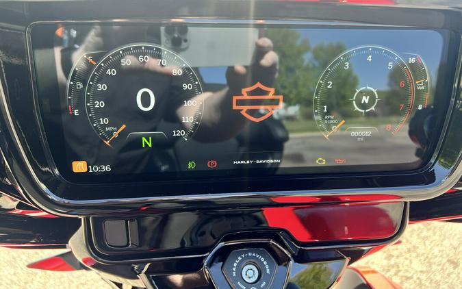 2026 Harley-Davidson® Street Glide 3 Limited Brilliant Red Black Trim