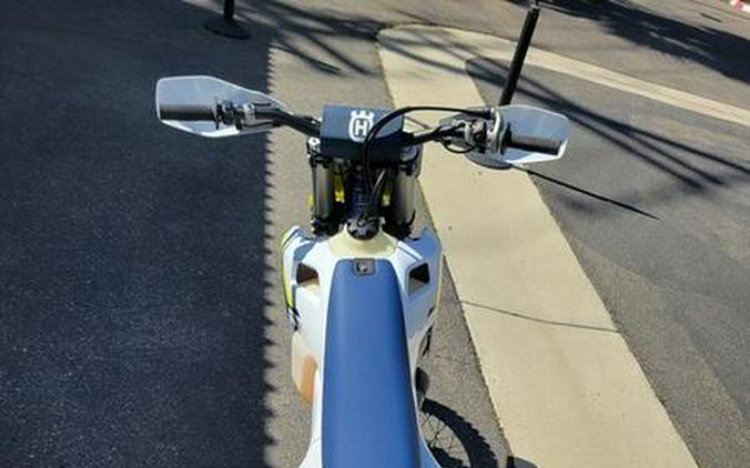 2025 Husqvarna® FX 350