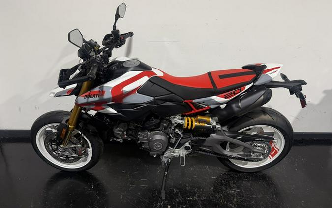 2026 Ducati Hypermotard V2 SP