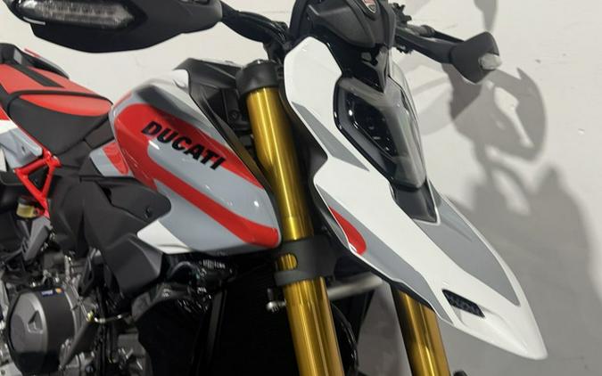 2026 Ducati Hypermotard V2 SP