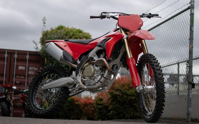 2026 Ducati Desmo450 MX