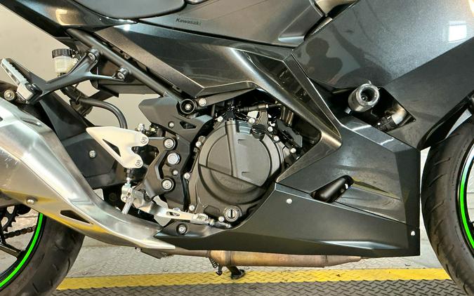 2022 Kawasaki Ninja 400 ABS