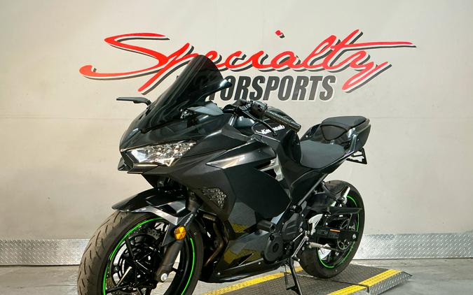 2022 Kawasaki Ninja 400 ABS