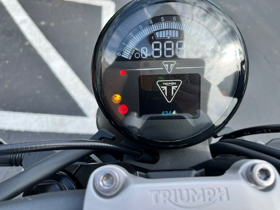 2022 Triumph Trident 660 Crystal White