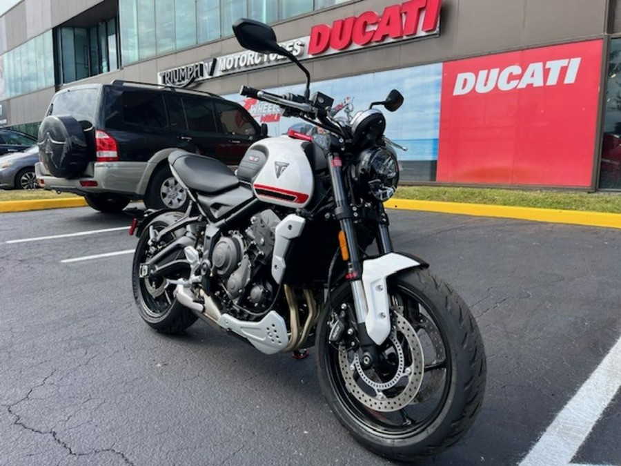 2022 Triumph Trident 660 Crystal White