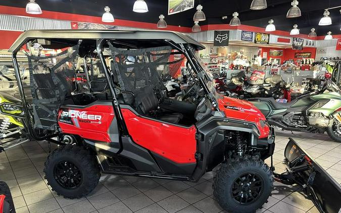 2023 Honda® Pioneer 1000-5 Deluxe