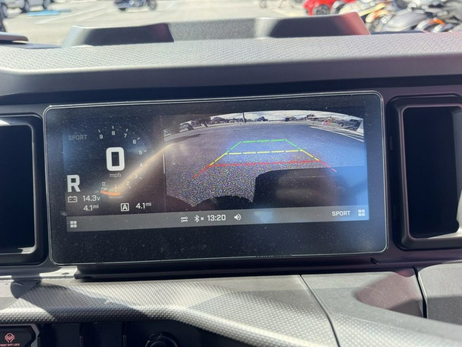 2026 Can-Am Defender XT HD11 With 10.25 in.display