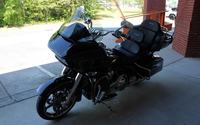 2023 Harley-Davidson® CVO™ Road Glide® LTD Anniversary Heirloom Red Fade