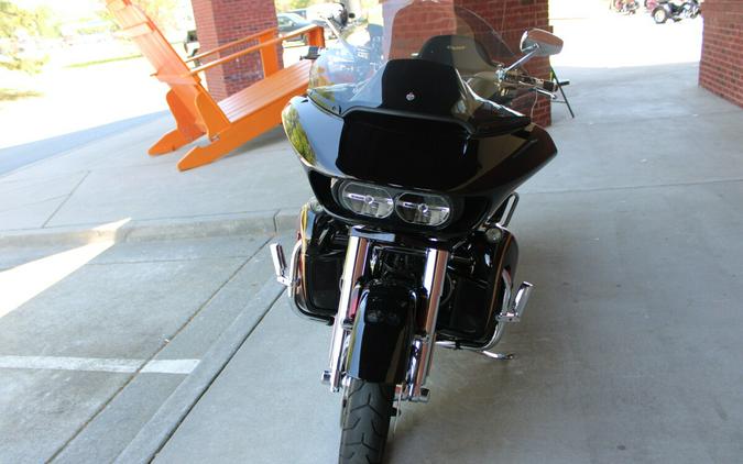 2023 Harley-Davidson® CVO™ Road Glide® LTD Anniversary Heirloom Red Fade