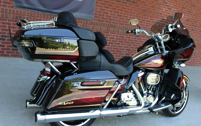 2023 Harley-Davidson® CVO™ Road Glide® LTD Anniversary Heirloom Red Fade