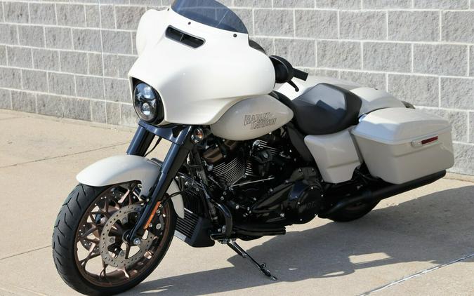 FLHXST 2023 Street Glide ST