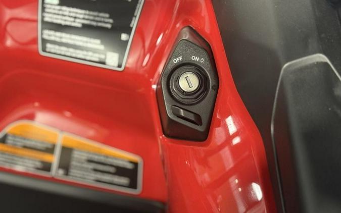 2026 Can-Am® Outlander DPS 700