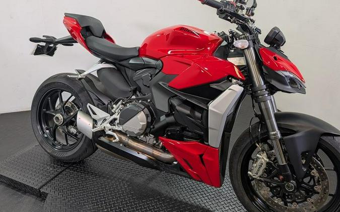 2023 Ducati Streetfighter V2 Ducati Red