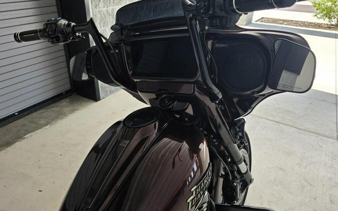 2024 Harley-Davidson® CVO™ Street Glide® Copperhead