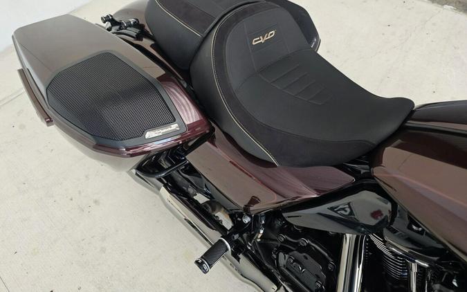 2024 Harley-Davidson® CVO™ Street Glide® Copperhead