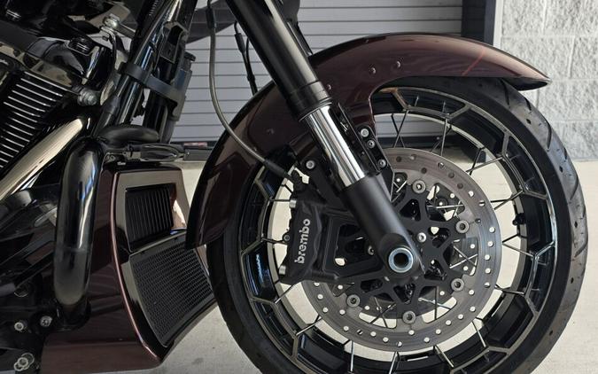 2024 Harley-Davidson® CVO™ Street Glide® Copperhead