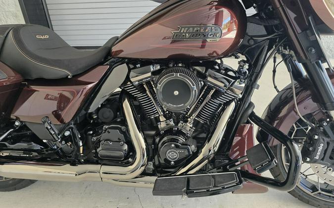 2024 Harley-Davidson® CVO™ Street Glide® Copperhead