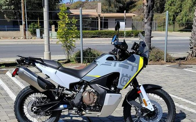 2025 Husqvarna® Norden 901