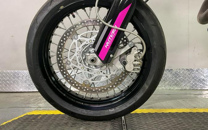 2022 Suzuki Motor of America Inc. DR-Z400SM
