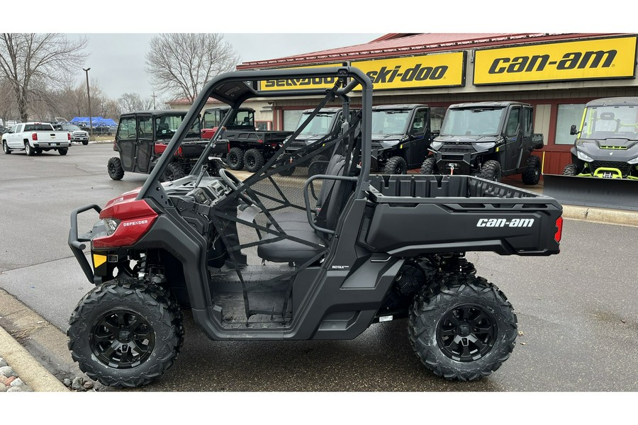 2024 Can-Am DEFENDER DPS HD9 - FIERY RED