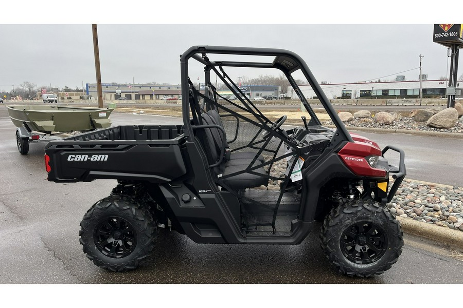 2024 Can-Am DEFENDER DPS HD9 - FIERY RED