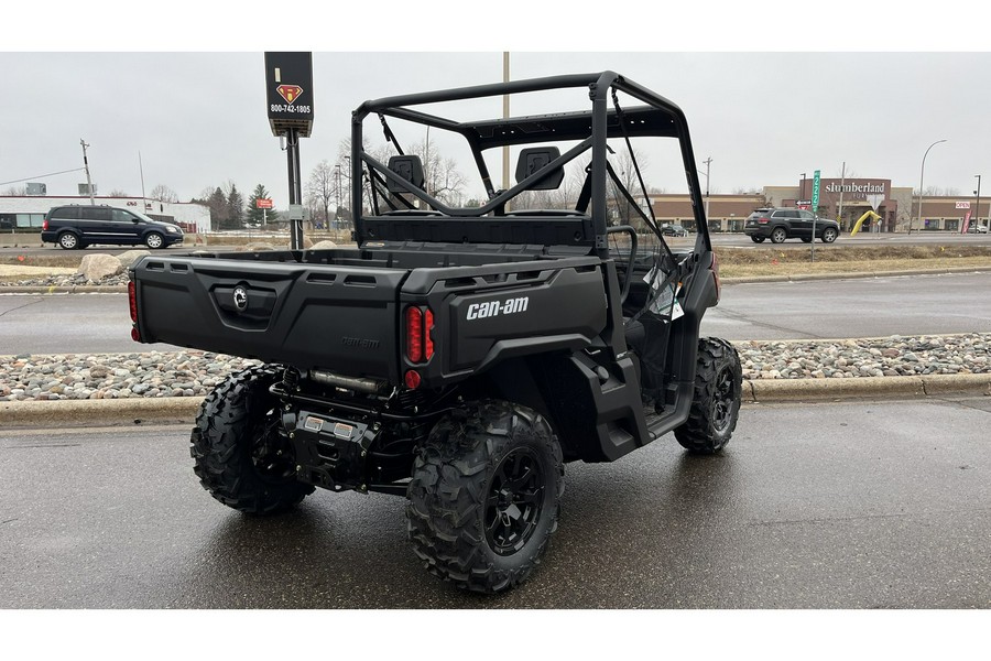 2024 Can-Am DEFENDER DPS HD9 - FIERY RED