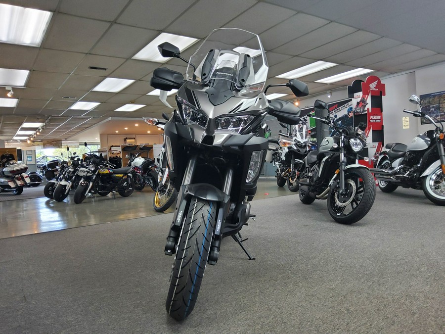 2022 Kawasaki Versys® 1000 SE LT+