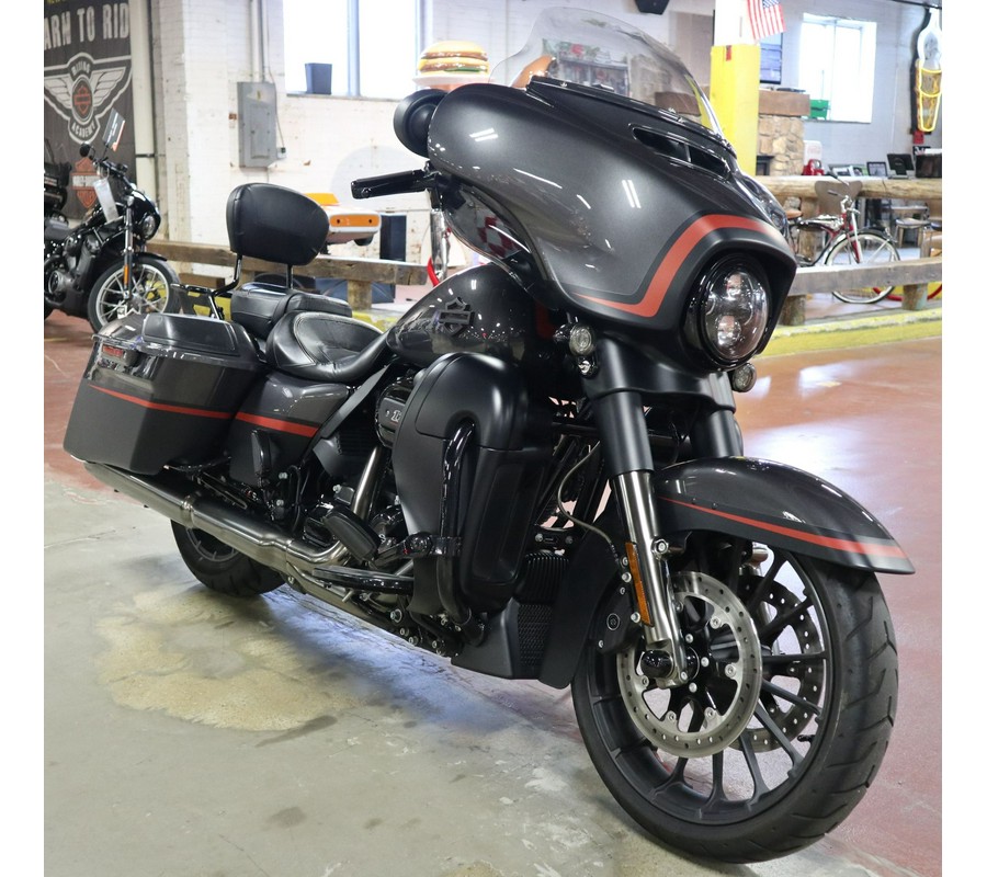 2018 Harley-Davidson CVO™ Street Glide®