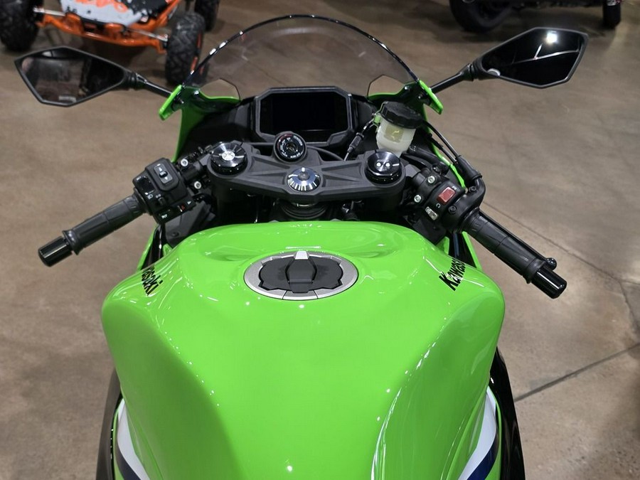 2026 Kawasaki Ninja® ZX™-6R ABS