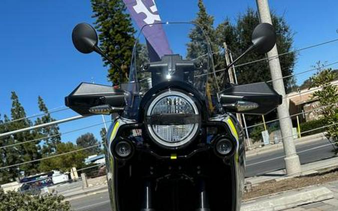 2025 Husqvarna® Norden 901