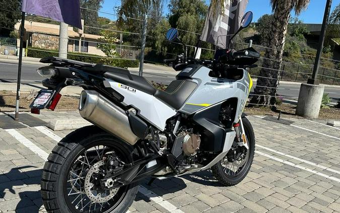 2025 Husqvarna® Norden 901
