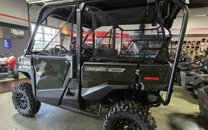 2026 Honda® Pioneer 1000-5 Deluxe