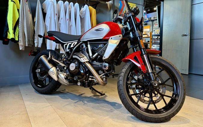 2025 Ducati Scrambler Icon