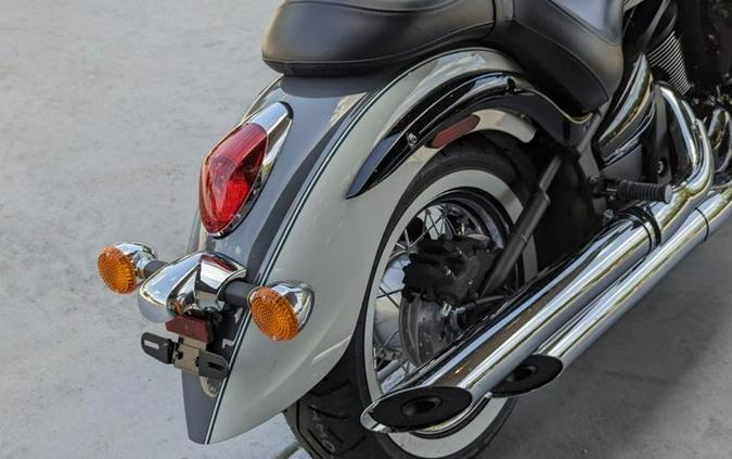 2024 Kawasaki Vulcan® 900 Classic Custom