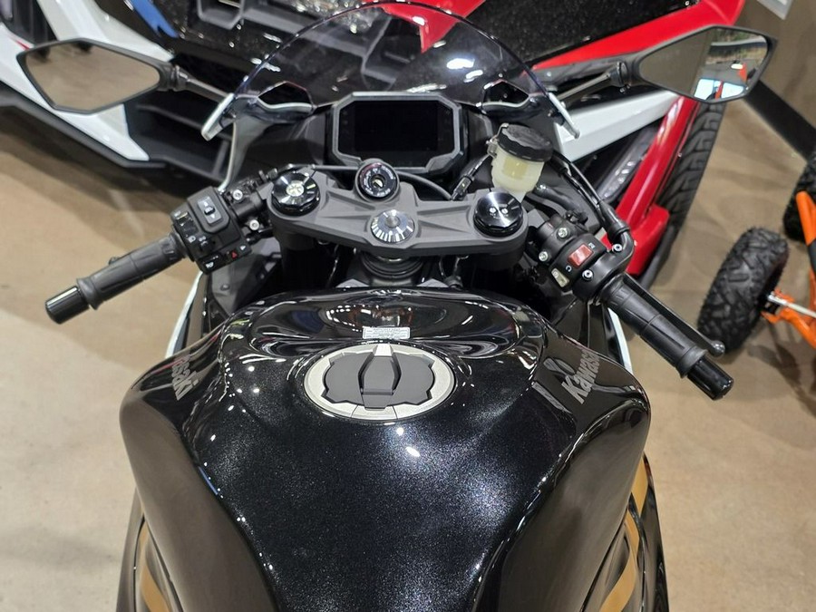 2026 Kawasaki Ninja® ZX™-6R ABS