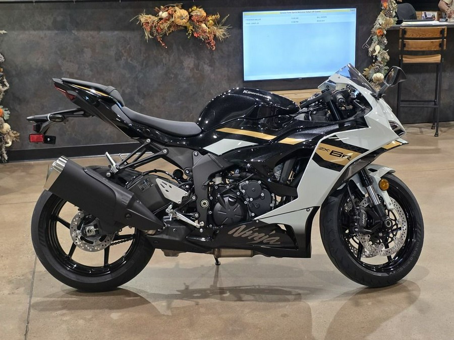 2026 Kawasaki Ninja® ZX™-6R ABS