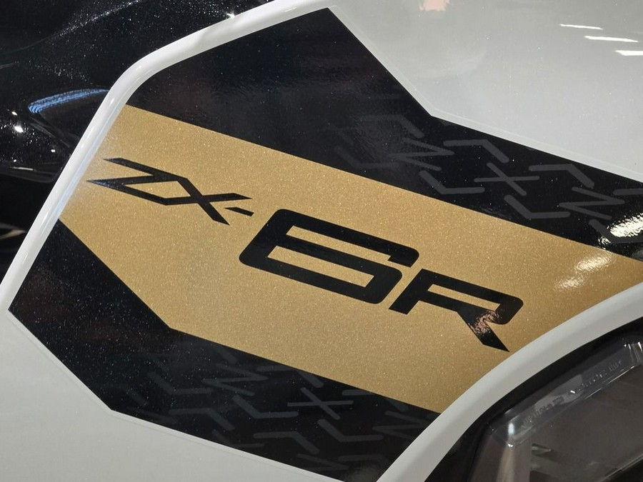 2026 Kawasaki Ninja® ZX™-6R ABS