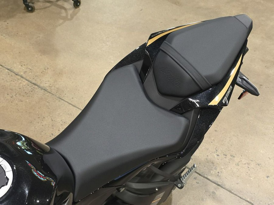 2026 Kawasaki Ninja® ZX™-6R ABS