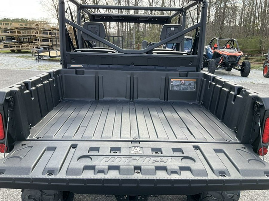 2025 Can-Am Defender MAX HD7