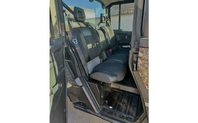 2026 Can-Am DEF MAX XT CAB HD11 9FTB