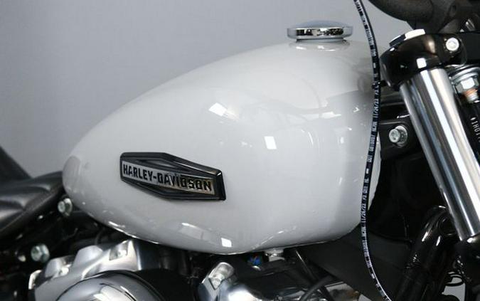 2025 Harley-Davidson Softail Street Bob 117