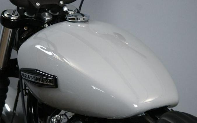 2025 Harley-Davidson Softail Street Bob 117