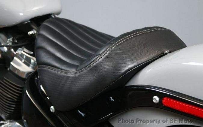 2025 Harley-Davidson Softail Street Bob 117