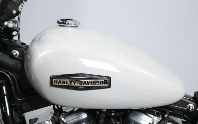 2025 Harley-Davidson Softail Street Bob 117