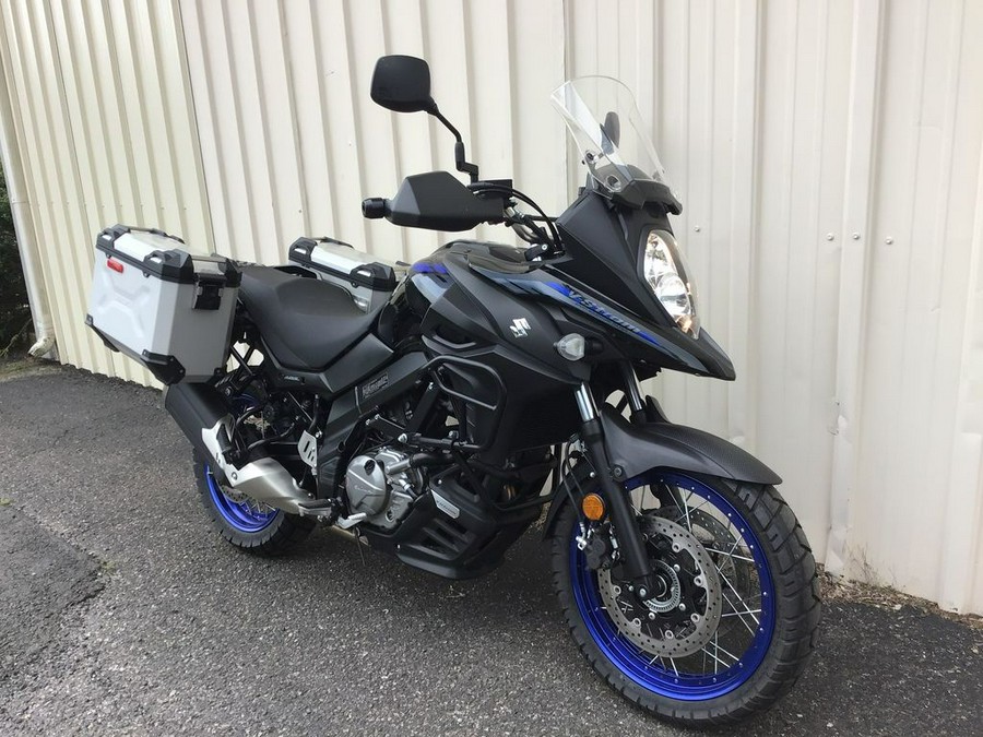 2022 Suzuki V-Strom 650XT Adventure