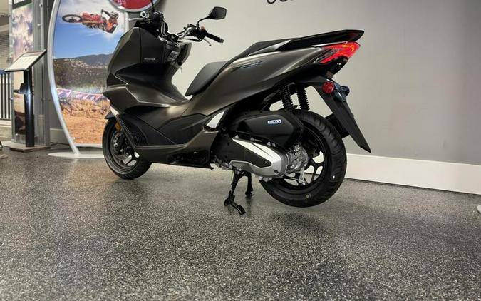 2023 Honda® PCX