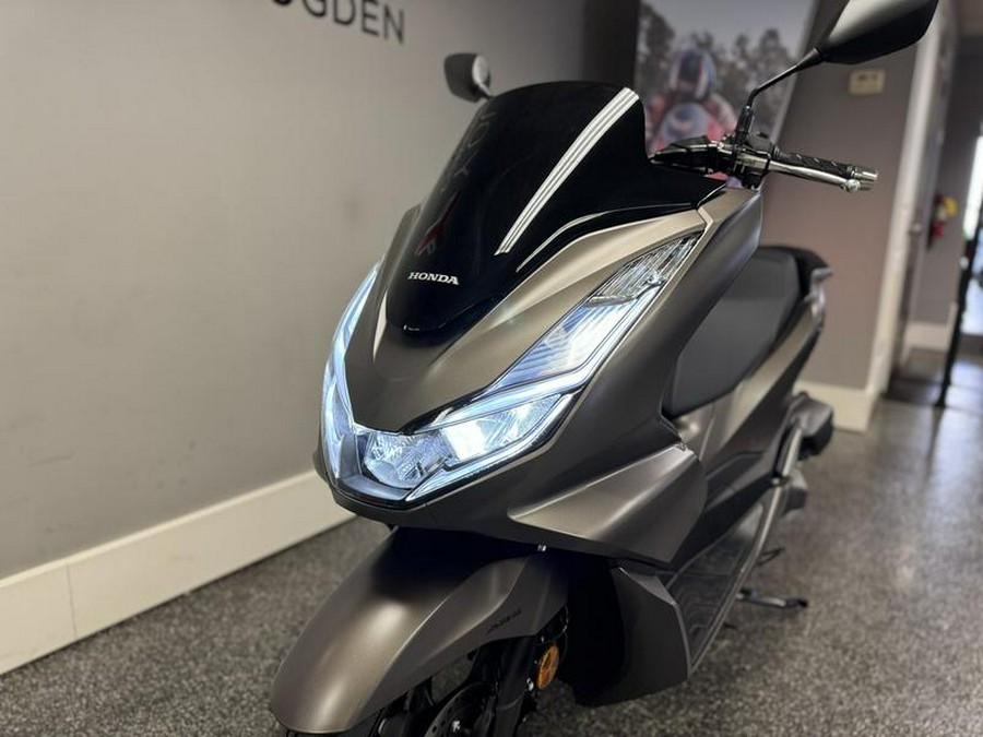 2023 Honda® PCX