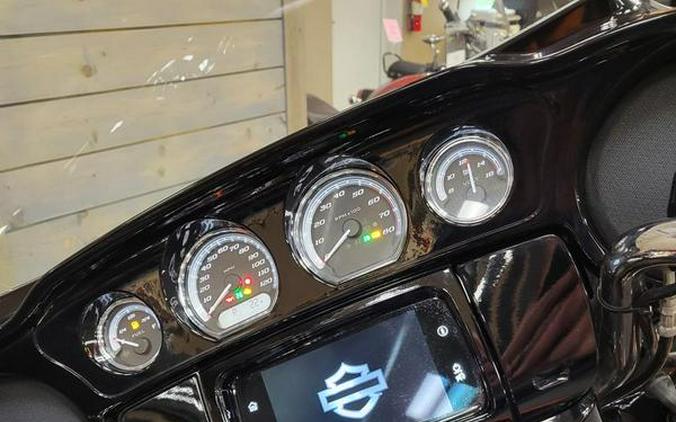 2019 Harley-Davidson® FLHTK - Ultra Limited