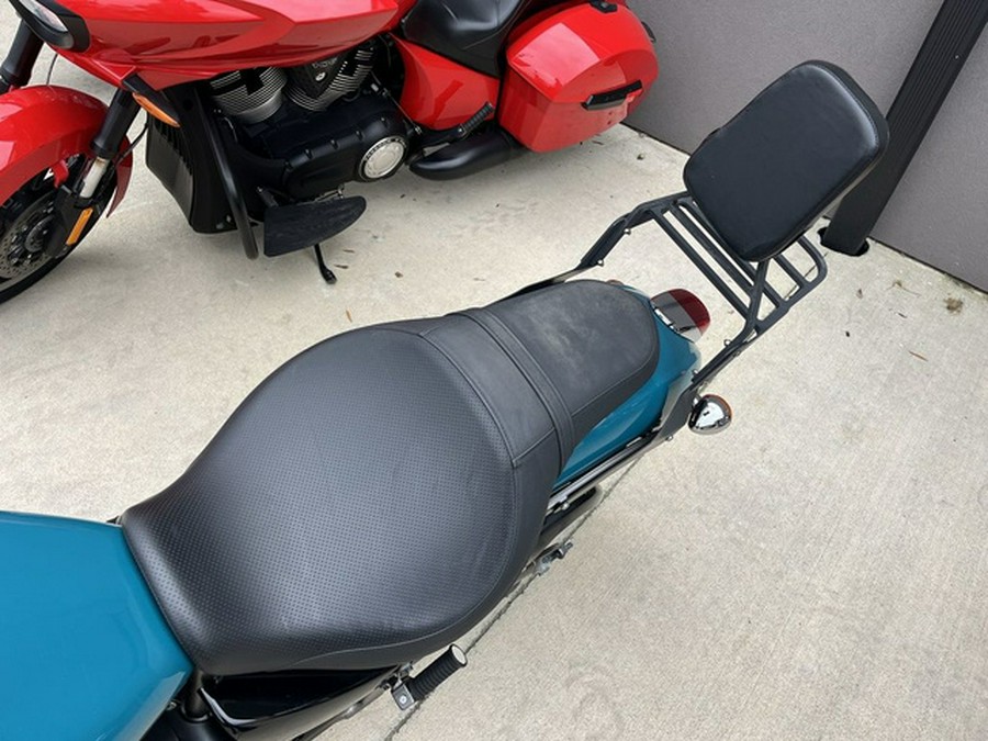 2022 Kawasaki Vulcan 900 Custom