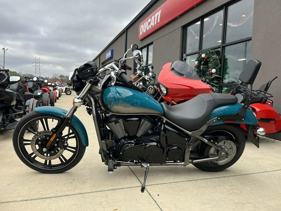 2022 Kawasaki Vulcan 900 Custom